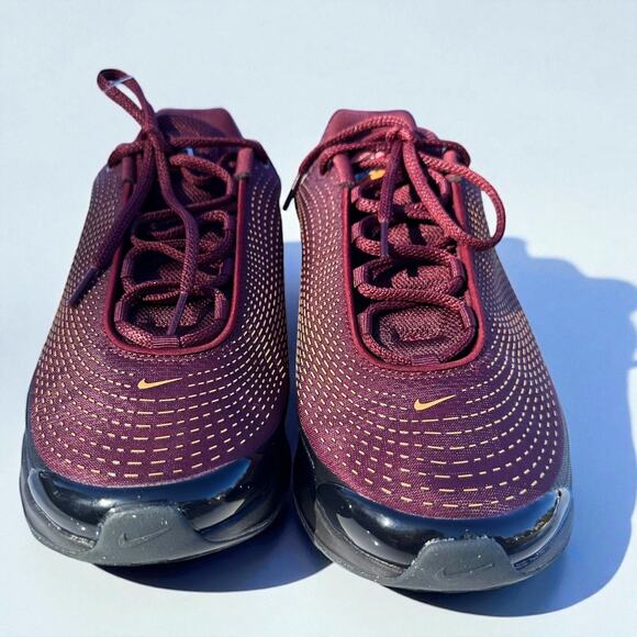 Nike Air Max DN Men’s Running Shoes Dark Red Black Size 12 DV3337-600 NEW - Picture 2 of 14